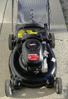 YARD MACHINES REAR BAG GAS LAWNMOWER - Photo 4