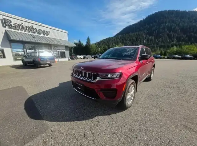 2026 Jeep Grand Cherokee LaredoX