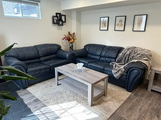 Female student room Oshawa / All inclusive