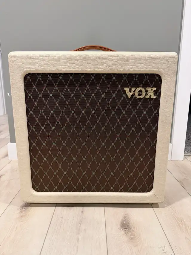 VOX AC15H1TV Heritage Collection 50th Anniversary Alnico Blue