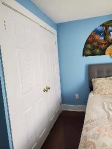 Female furnish room in the upper house, Brampton - Photo 4