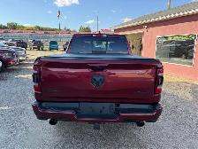 2019 Ram 1500 Sport CREW 4WD ONLY 180K - Photo 4