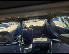 2027 Chrysler Pacifica Limited - Photo 9
