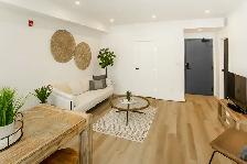 STUNNING 2 bed 1 bath Walk Up Apartment in West Broadway! - Photo 3