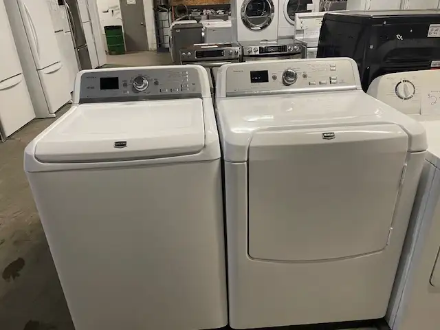Laveuse sécheuse top load blanche grande capacité Maytag
