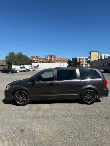 2017 Dodge Caravan Stow N Go - Photo 4