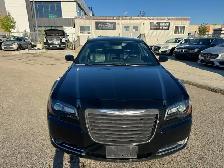 2014 Chrysler 300 S : Low Mileage - Photo 2