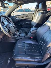 2014 Chrysler 300 S : Low Mileage - Photo 8