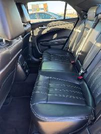 2014 Chrysler 300 S : Low Mileage - Photo 9