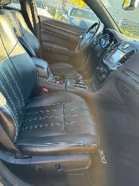2014 Chrysler 300 S : Low Mileage - Photo 10