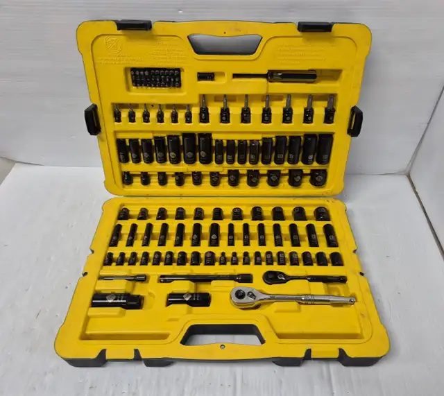 (N9749152) Stanley STMT71659 122 Piece Socket Set