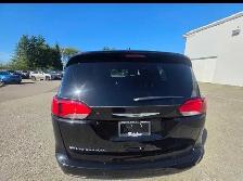 2027 Chrysler Grand Caravan SXT - Photo 4