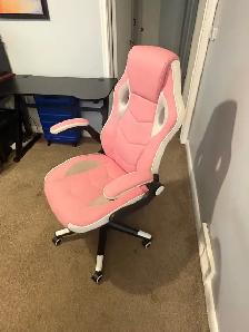 Free delivery used Velocity 24' Ergonomic Gaming Chair - Photo 6