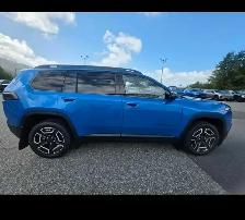 2026 Jeep Cherokee Laredo - Photo 4
