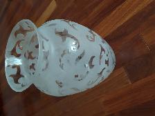 BEAU GRAND VASE NEUF EN VERRE, 1 PIED HAUT À MOTIFS DÉCO: $15.00 - Photo 2