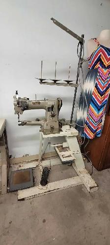 Massive Sewing Machine sale (vintage and industrial) - Photo 2