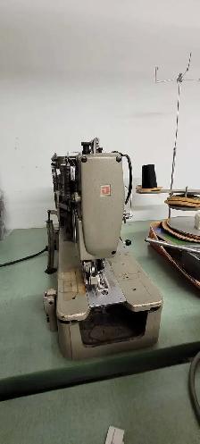 Massive Sewing Machine sale (vintage and industrial) - Photo 6