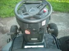TRACTEUR À GAZON - Photo 6