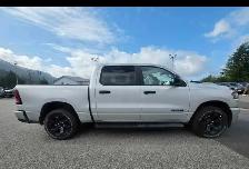2026 Ram 1500 Black Express - Photo 4
