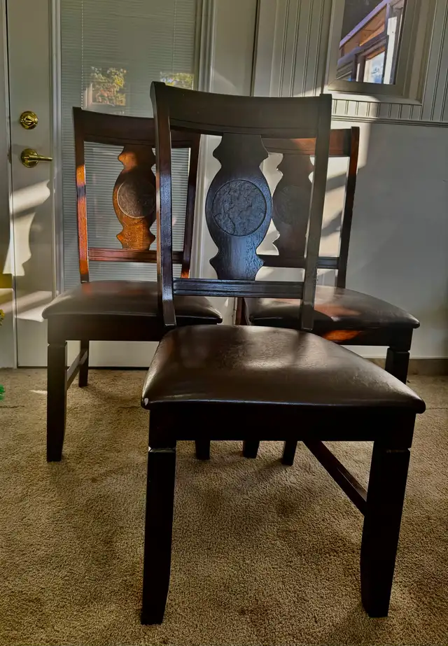 Dinning table