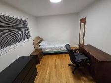 Furnished Room - $750 near Algonquin, Bayshore, IKEA - Photo 4