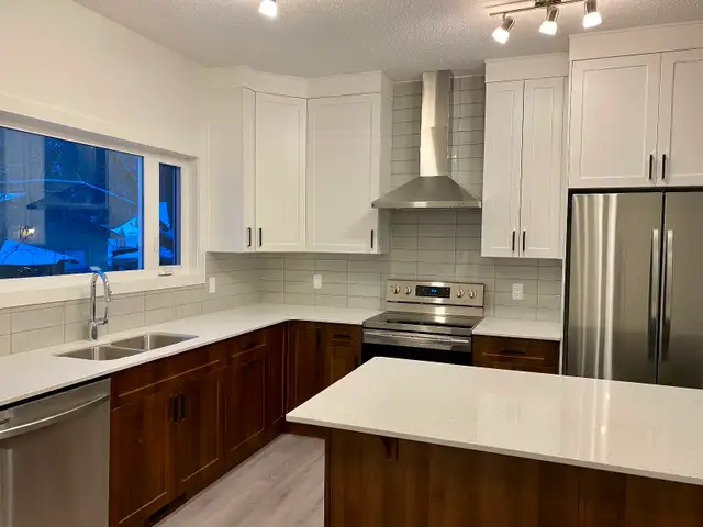 Queen Alexandra. Edmonton South. 4 br house. ONE MONTH FREE RENT