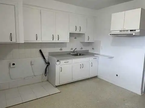 Beau 3 1/2 rénové à Ahuntsic