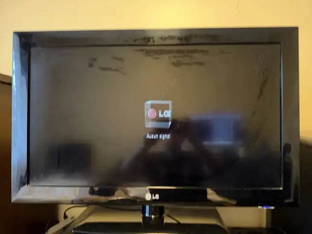 TV LG 32LD450 32 po 1080p LCD - sans télécommande