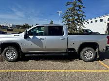 2020 Silverado 2500HD Z71 - Photo 2
