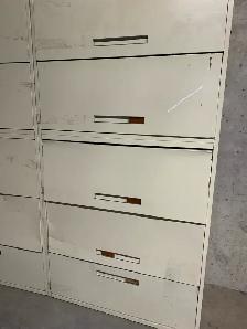 filing cabinets - Photo 2