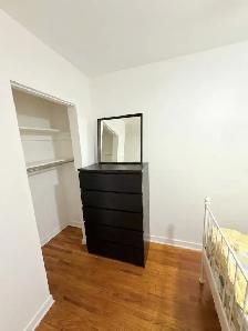 room for rent in Whitby ( Garden and Dundas street) - Photo 3
