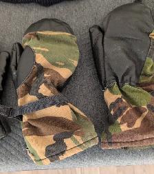 FLASH SALE: Winter/Fall clothing - Photo 4