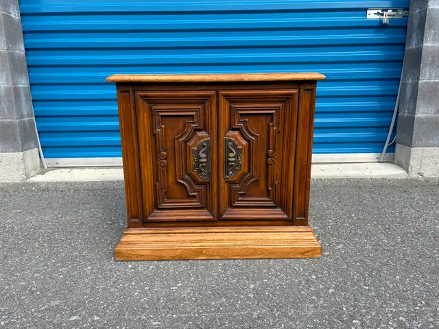 Side Table / Stand