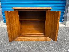 Side Table / Stand - Photo 6