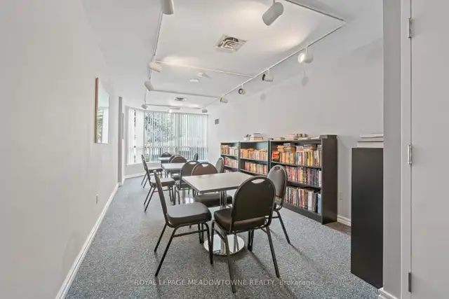 1 Bedroom  Apartment | All Utilities Included   UG Parking 1 OCT