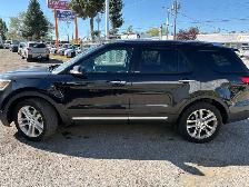 2017 Ford Explorer 4WD 4dr Limited - Photo 5
