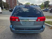 2010 Toyota Sienna 5dr LTD 7-Pass FWD - Photo 3