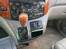 2010 Toyota Sienna 5dr LTD 7-Pass FWD - Photo 13