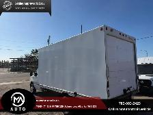 2017 Ford Econoline Cutaway E-450 16 Foot Cube van - Photo 3