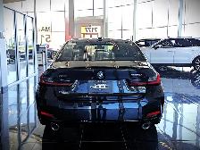 2023 BMW 3-Series 330i xDrive - Photo 6