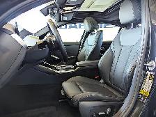 2023 BMW 3-Series 330i xDrive - Photo 13