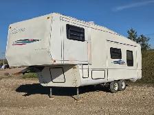 1996 Electra 27 Ft T/A Fifth Wheel Park Avenue