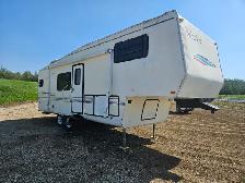 1996 Electra 27 Ft T/A Fifth Wheel Park Avenue - Photo 4
