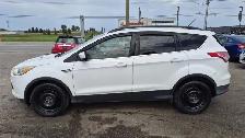 2014 Ford Escape SE, WELL MAINTAINED, RUNS GREAT, AS IS - Photo 2