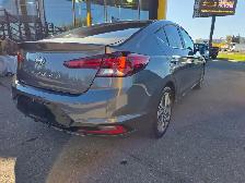 2020 Hyundai Elantra Luxury-LEATHER-SUNROOF-NAVI-BLIND SPOT MONI - Photo 9