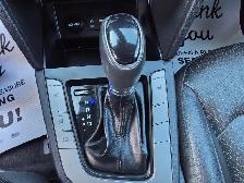 2020 Hyundai Elantra Luxury-LEATHER-SUNROOF-NAVI-BLIND SPOT MONI - Photo 19