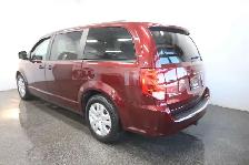 2019 Dodge Grand Caravan SXT / STOW N GO / 7 PASSAGERS - Photo 11