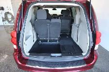 2019 Dodge Grand Caravan SXT / STOW N GO / 7 PASSAGERS - Photo 28