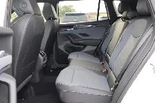 2026 Volkswagen Tiguan Comfortline R-Line Black Edition 4MOTION - Photo 8