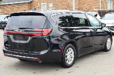 2025 Chrysler Pacifica Select FWD - Photo 6